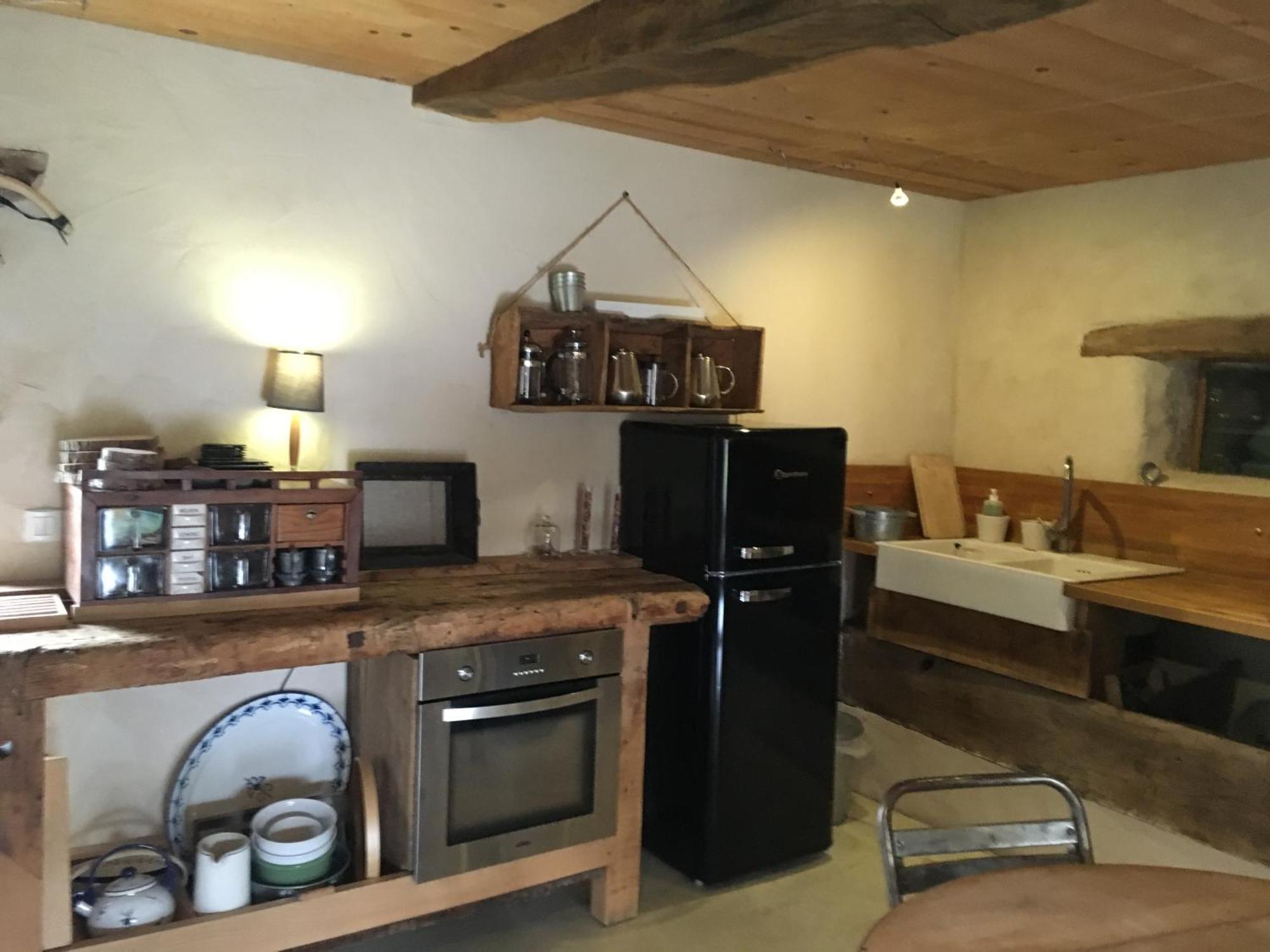 Suites De Campagne Les Eydieux, Petits Dejeuners Inclus Saint-Angel  Ngoại thất bức ảnh