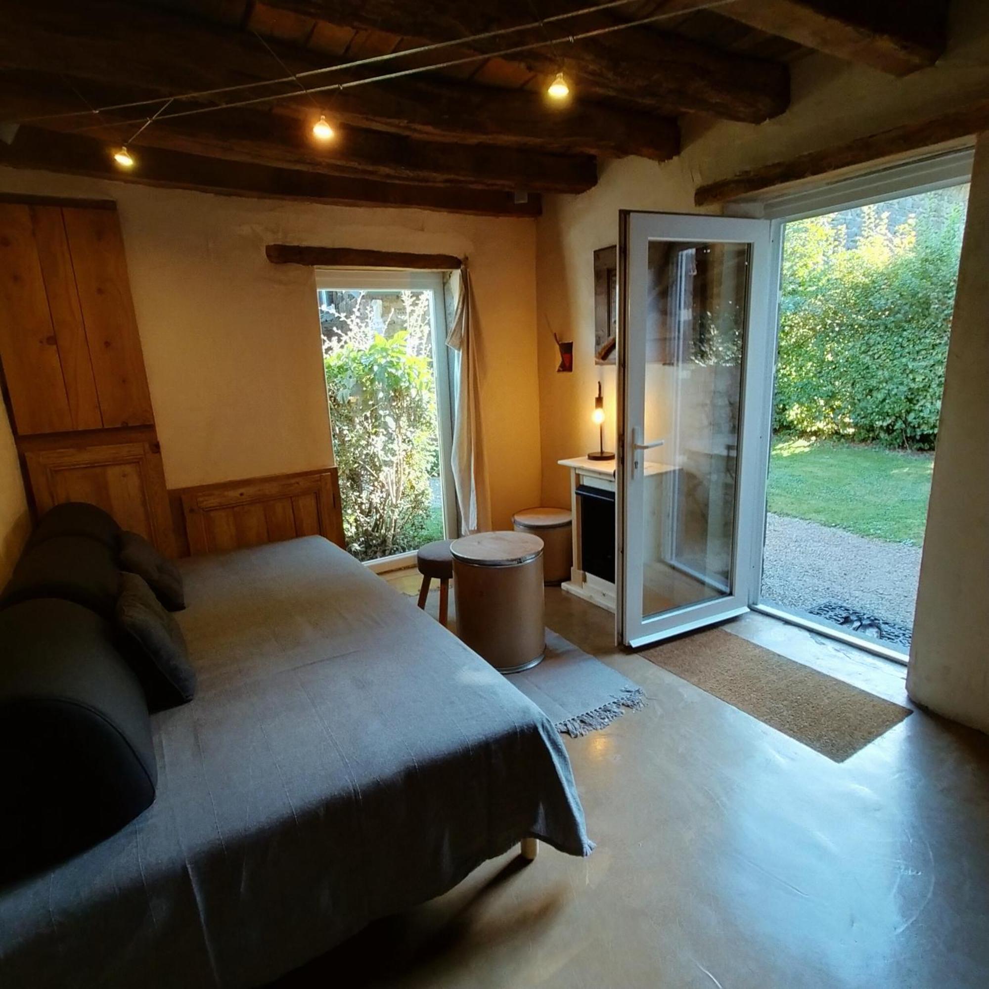 Suites De Campagne Les Eydieux, Petits Dejeuners Inclus Saint-Angel  Ngoại thất bức ảnh